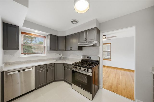 1838 Maple Avenue, Berwyn, IL 60402