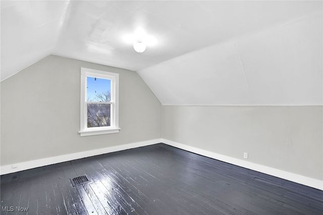 163 Russell Avenue, Akron, OH 44311