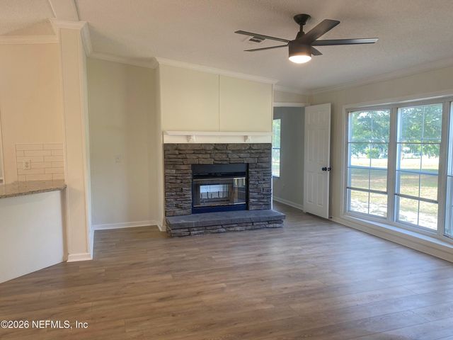 195 YUCCA Street, Middleburg, FL 32068
