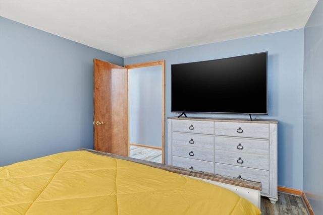 135 Bulat Dr, Springfield, MA 01129