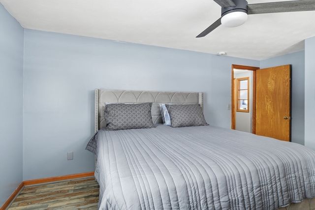 135 Bulat Dr, Springfield, MA 01129