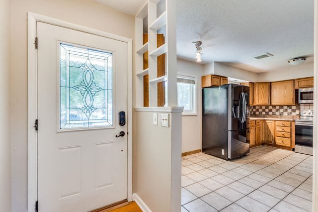 9620 W Tee Ln, Wichita, KS 67212