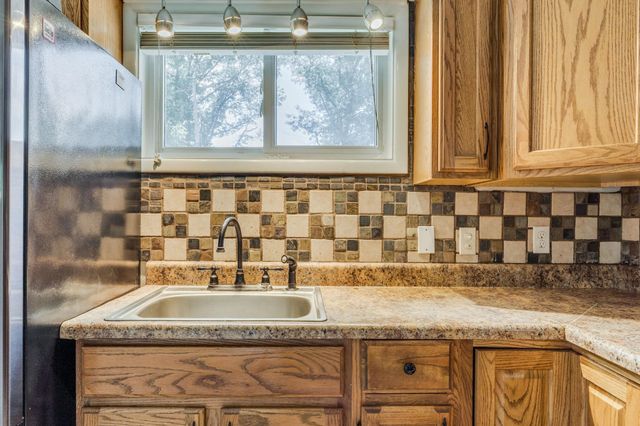 9620 W Tee Ln, Wichita, KS 67212