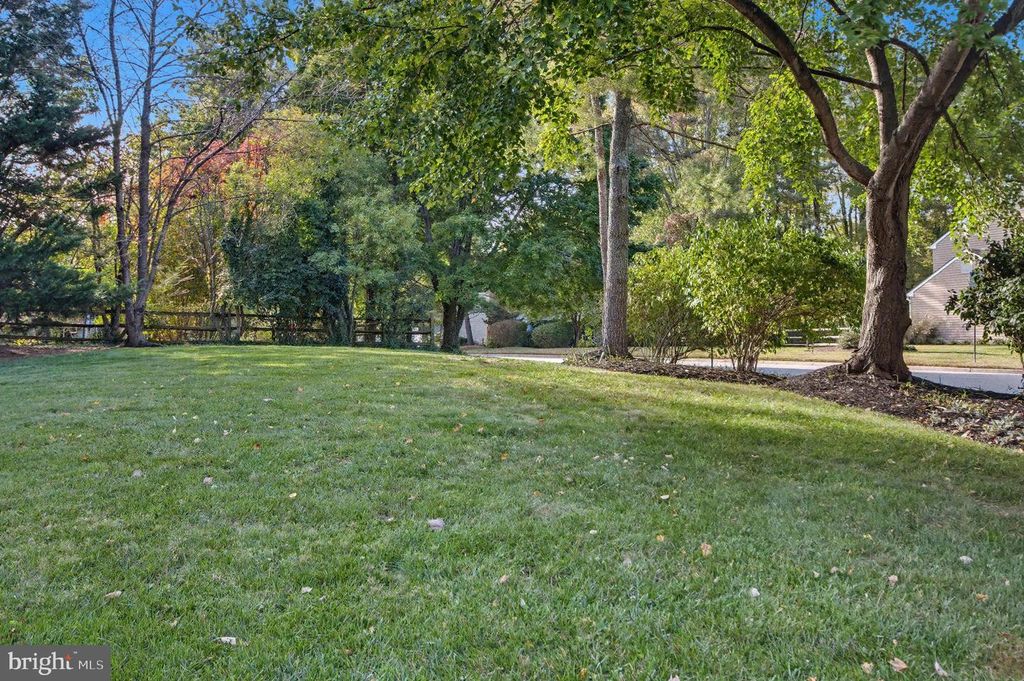 Image 69 of property listing at 401 FAIR HILL CT, Annapolis, MD 21403