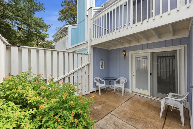 311 75th Ave N Apt 15, Myrtle Beach, SC 29572