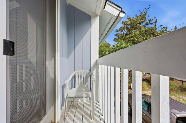 311 75th Ave N Apt 15, Myrtle Beach, SC 29572