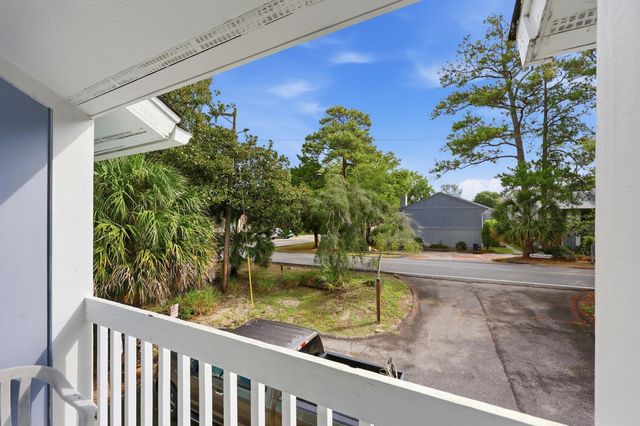 311 75th Ave N Apt 15, Myrtle Beach, SC 29572