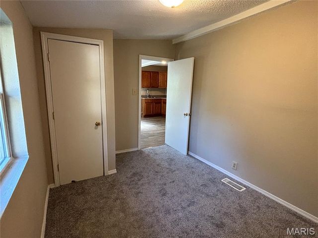 615 George Street, Alton, IL 62002