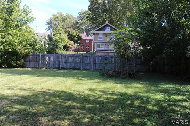 615 George Street, Alton, IL 62002