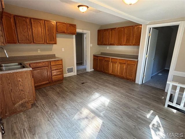 615 George Street, Alton, IL 62002