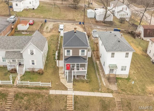 904 N 2nd Street, De Soto, MO 63020