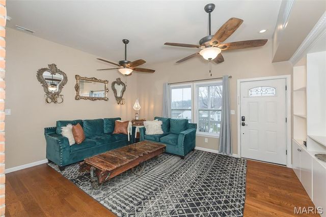 904 N 2nd Street, De Soto, MO 63020