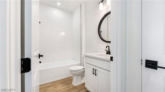 20514 Pebble Glen DR, Estero, FL 33928