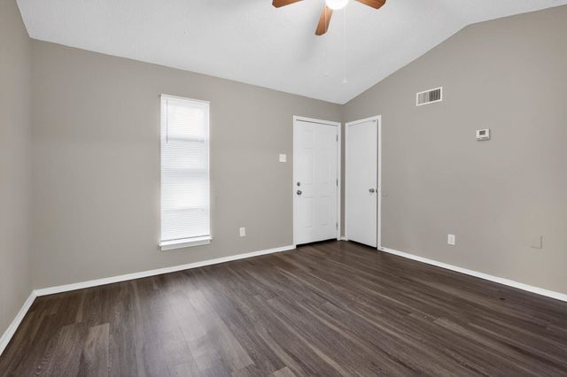 691 CREEKSTONE CIR, Memphis, TN 38127