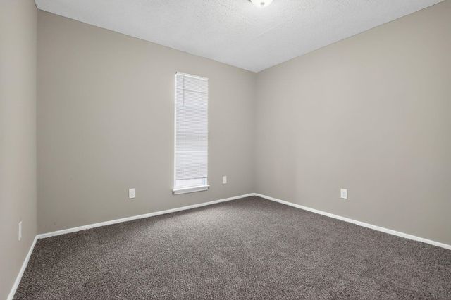 691 CREEKSTONE CIR, Memphis, TN 38127