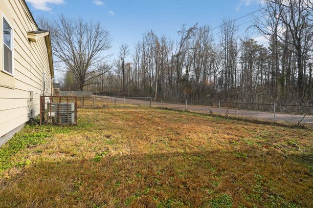 691 CREEKSTONE CIR, Memphis, TN 38127