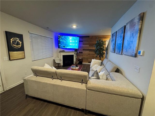 5541 Barberry Avenue, Oakwood, GA 30566