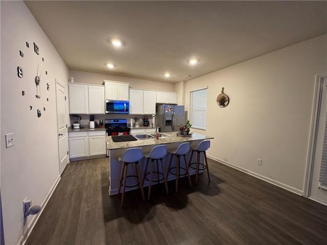 5541 Barberry Avenue, Oakwood, GA 30566