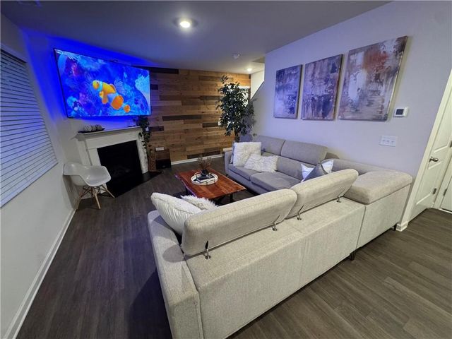 5541 Barberry Avenue, Oakwood, GA 30566