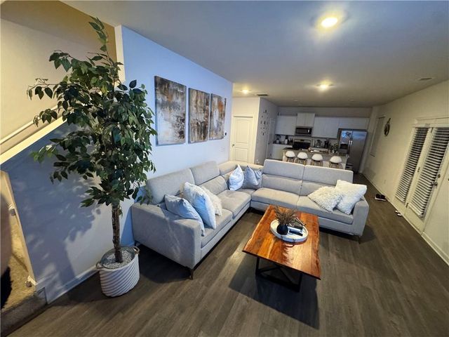 5541 Barberry Avenue, Oakwood, GA 30566