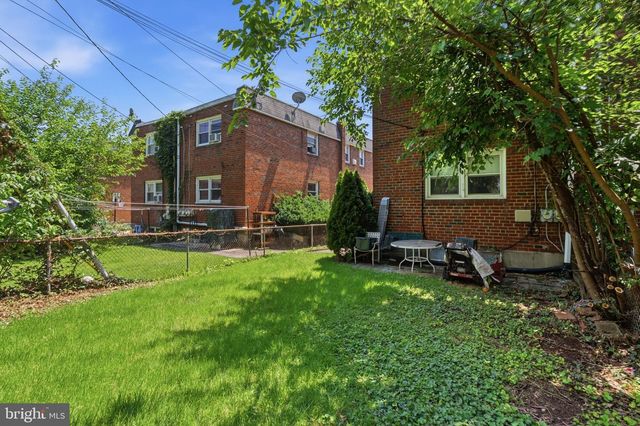 409 W LOGAN ST, Norristown, PA 19401