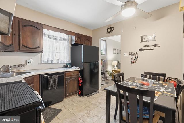 409 W LOGAN ST, Norristown, PA 19401