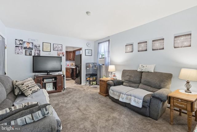 409 W LOGAN ST, Norristown, PA 19401