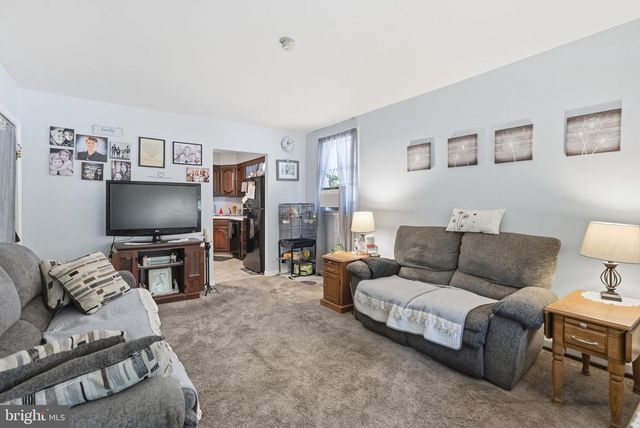 409 W LOGAN ST, Norristown, PA 19401