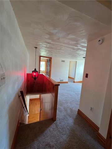 115 Hoeveler St, Springdale Boro, PA 15144