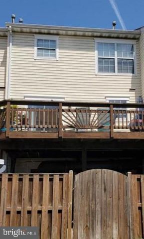 6854 SIGNATURE CIR, Alexandria, VA 22310