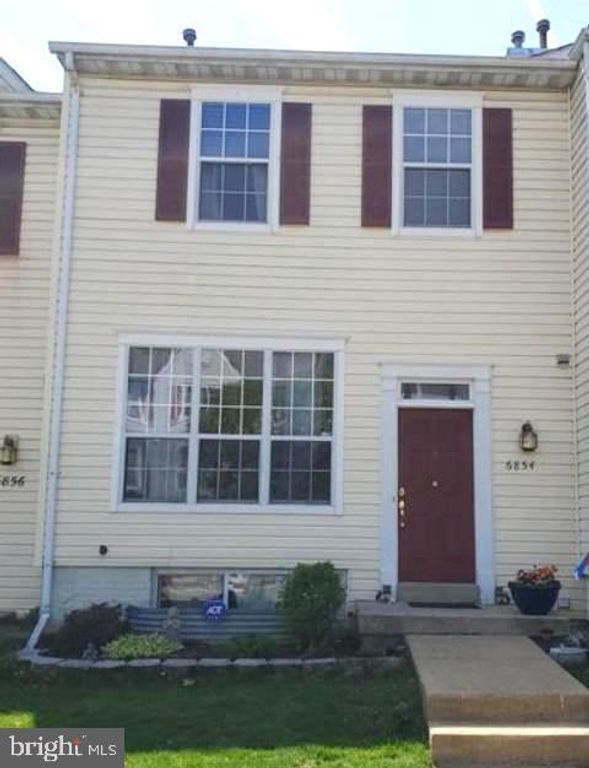 6854 SIGNATURE CIR, Alexandria, VA 22310