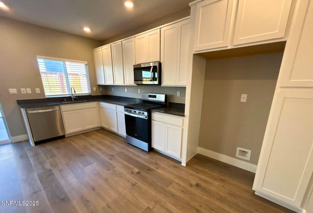 7976 Corundum Drive, Sparks, NV 89436