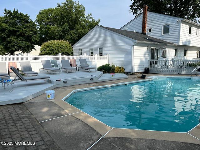 104 Pear Street, Oakhurst, NJ 07755