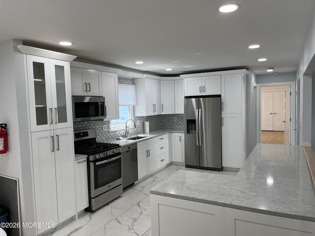 104 Pear Street, Oakhurst, NJ 07755