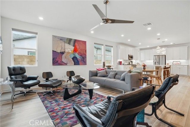 28410 Orange Park Drive, Castaic, CA 91384