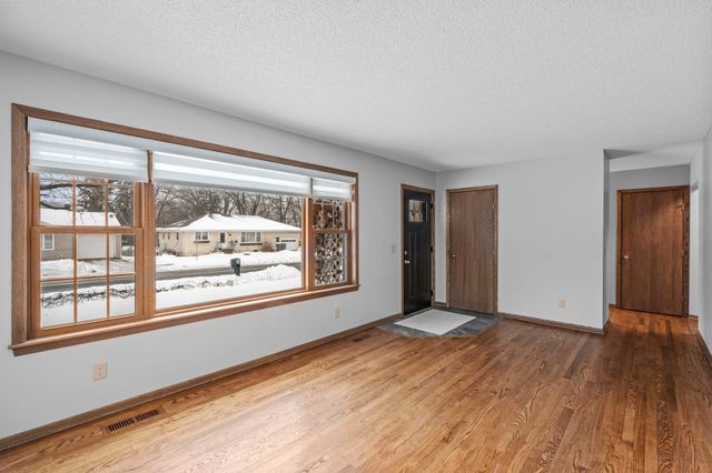 4505 Colorado Street SE, Prior Lake, MN 55372