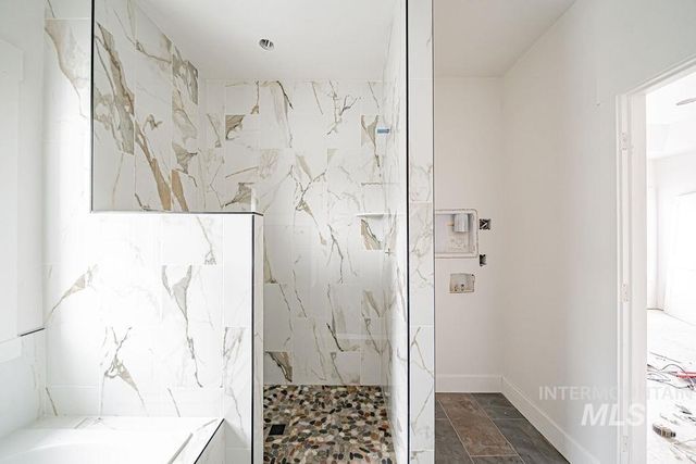 1631 Palm Springs Dr, Idaho Falls, ID 83404