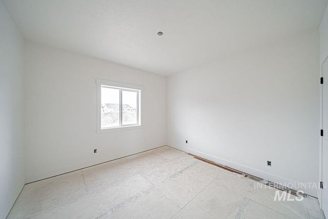 1631 Palm Springs Dr, Idaho Falls, ID 83404