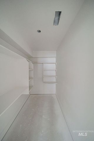 1631 Palm Springs Dr, Idaho Falls, ID 83404