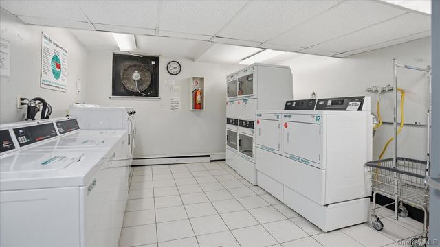 570 Broadway A9, Lynbrook, NY 11563