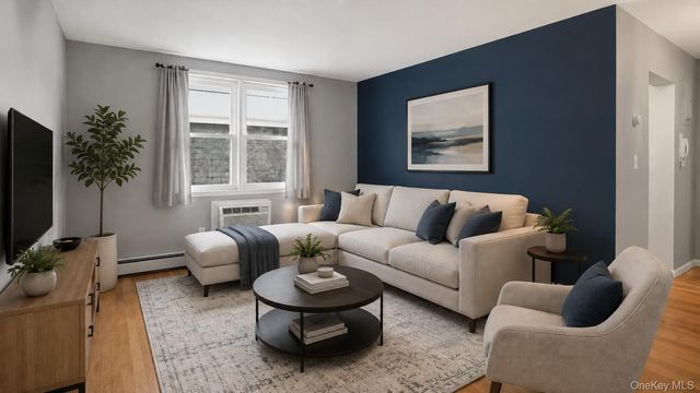 570 Broadway A9, Lynbrook, NY 11563