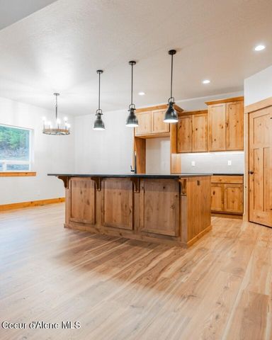 10104 N Hubble Street, Hayden, ID 83835