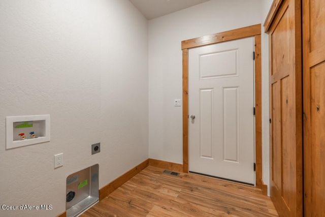 10104 N Hubble Street, Hayden, ID 83835