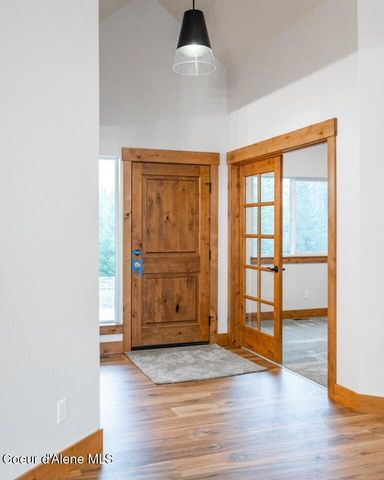 10104 N Hubble Street, Hayden, ID 83835