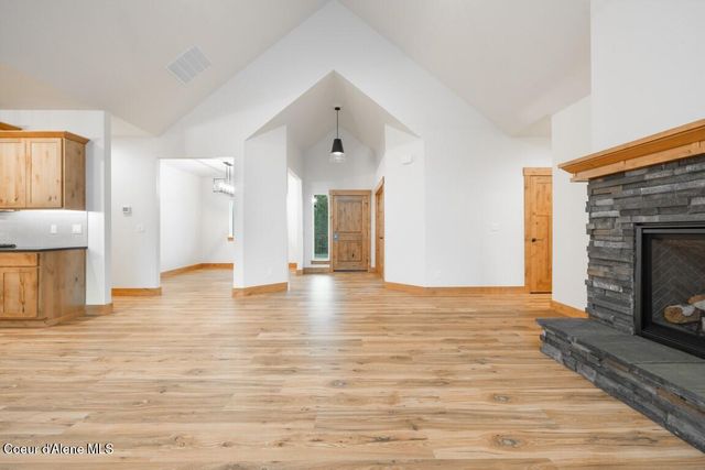 10104 N Hubble Street, Hayden, ID 83835