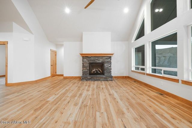 10104 N Hubble Street, Hayden, ID 83835