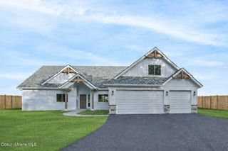 10104 N Hubble Street, Hayden, ID 83835