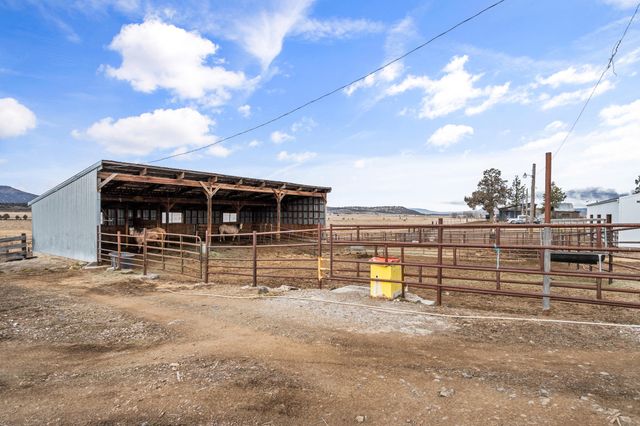 7122 E Langell Valley Road, Bonanza, OR 97623