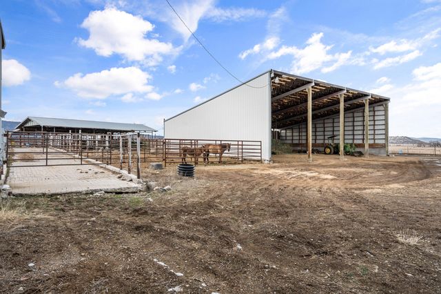 7122 E Langell Valley Road, Bonanza, OR 97623