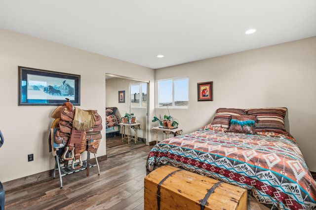 7122 E Langell Valley Road, Bonanza, OR 97623